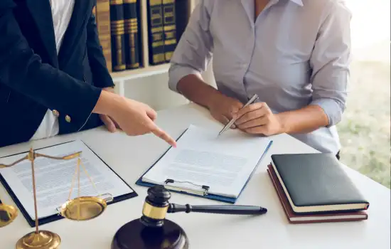نکات حقوقی مهم برای مشارکت بازرگانان ایرانی با عمانی ها