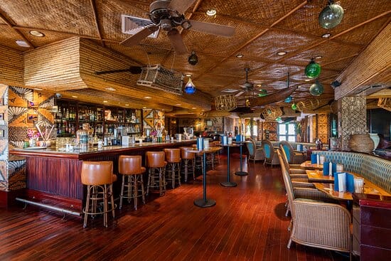 بار تریدر ویکس (Trader Vic's)